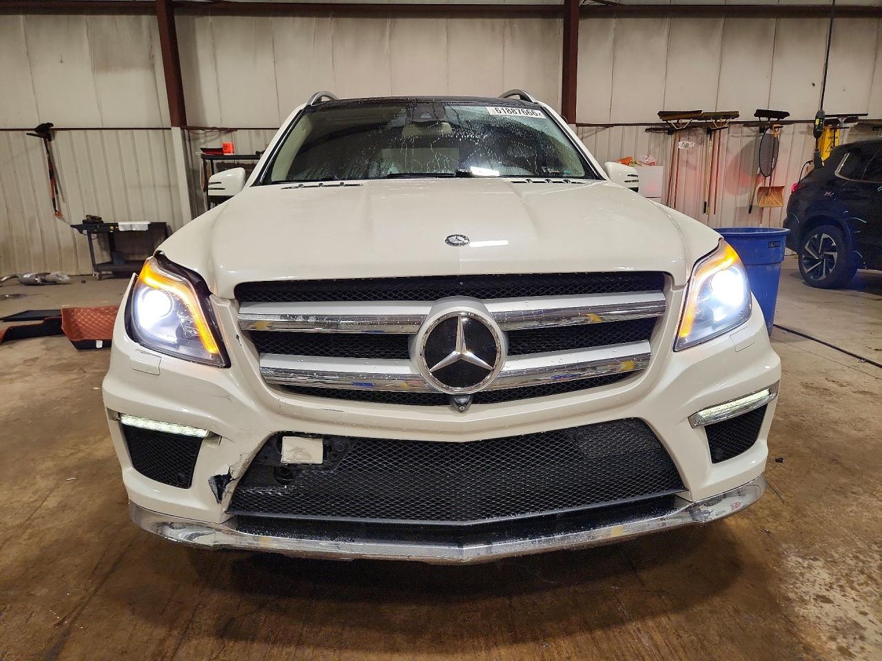 2015 Mercedes-benz Gl 550 4matic White vin: 4JGDF7DE1FA465089