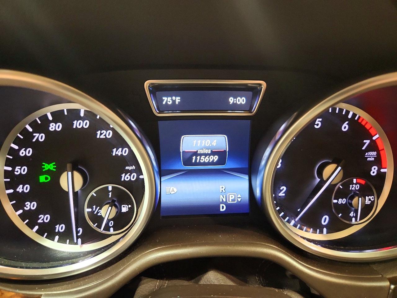 2015 Mercedes-benz Gl 550 4matic White vin: 4JGDF7DE1FA465089