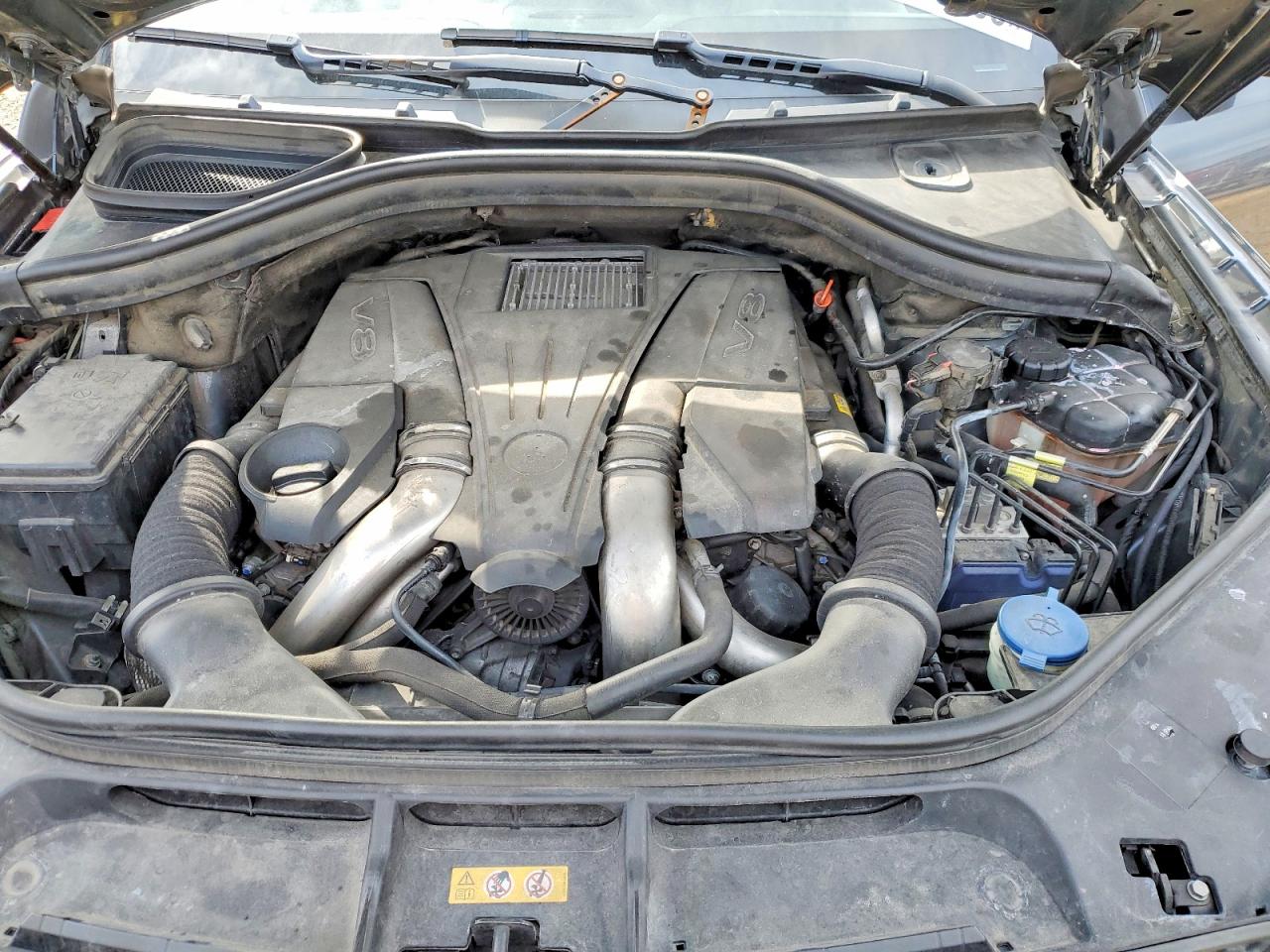 2015 Mercedes-benz Gl 550 4matic Угольный vin: 4JGDF7DE3FA472951