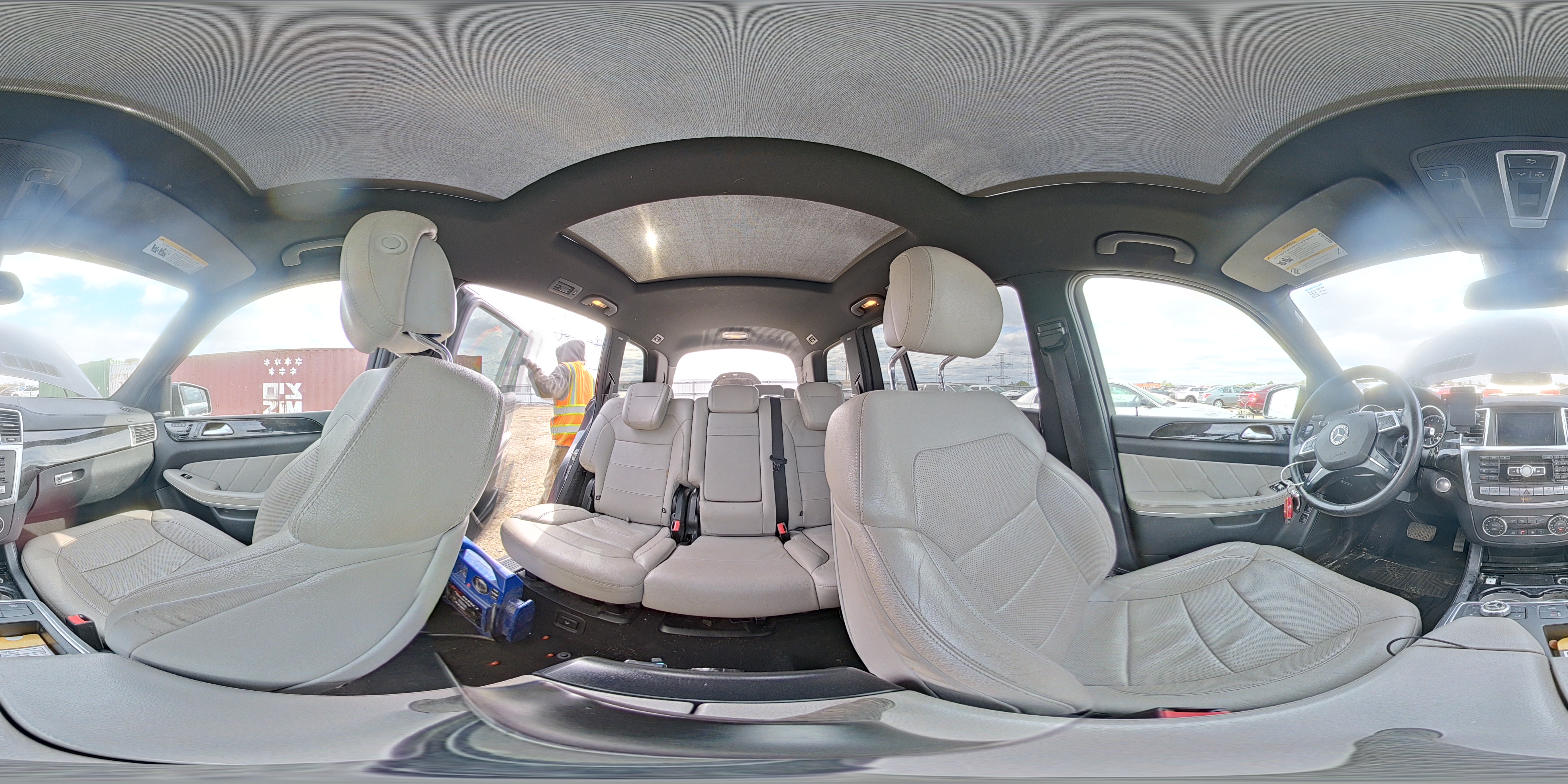 2015 Mercedes-benz Gl 550 4matic Угольный vin: 4JGDF7DE3FA472951