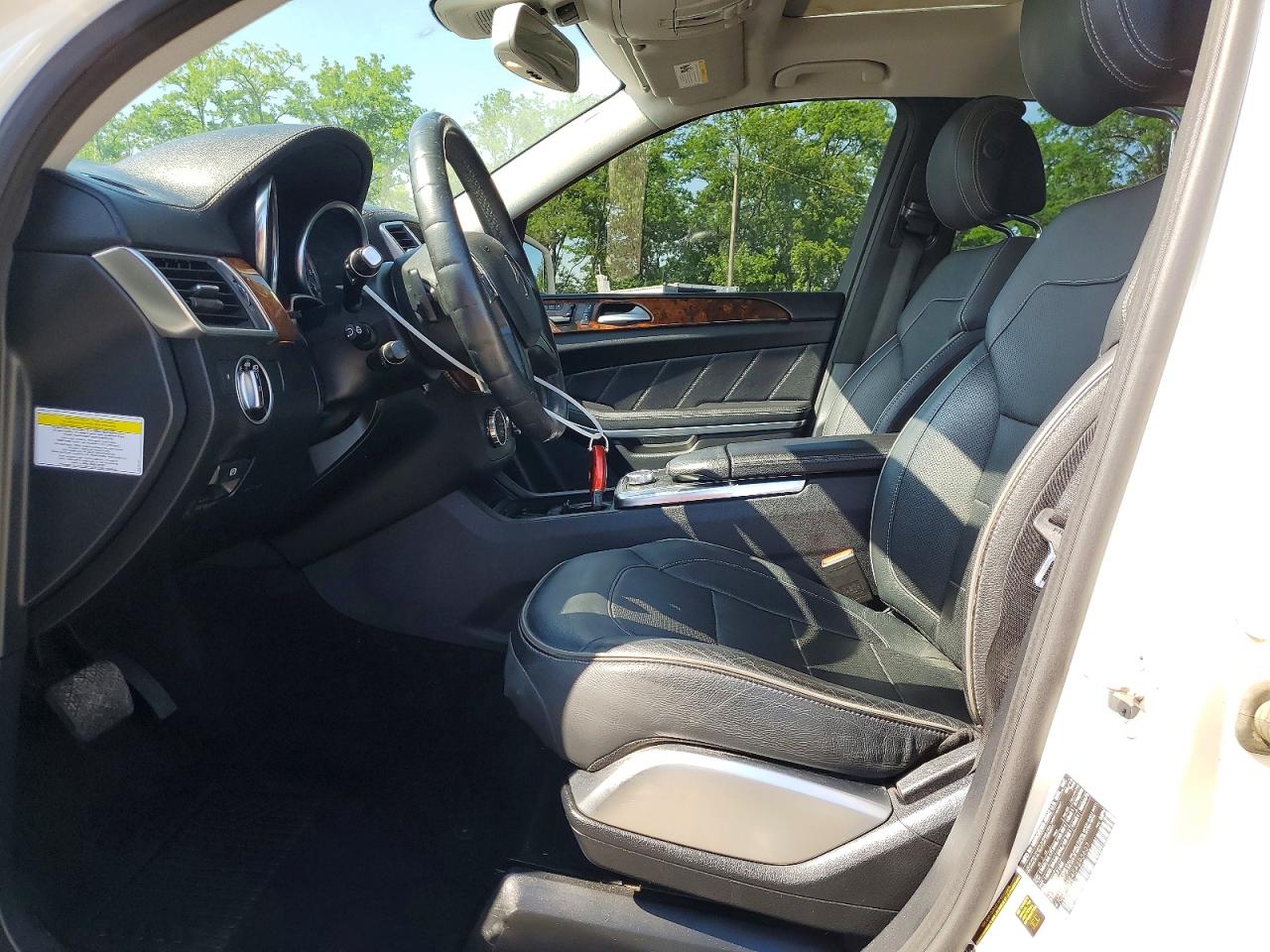 2014 Mercedes-benz Gl 550 4matic White vin: 4JGDF7DE4EA293607