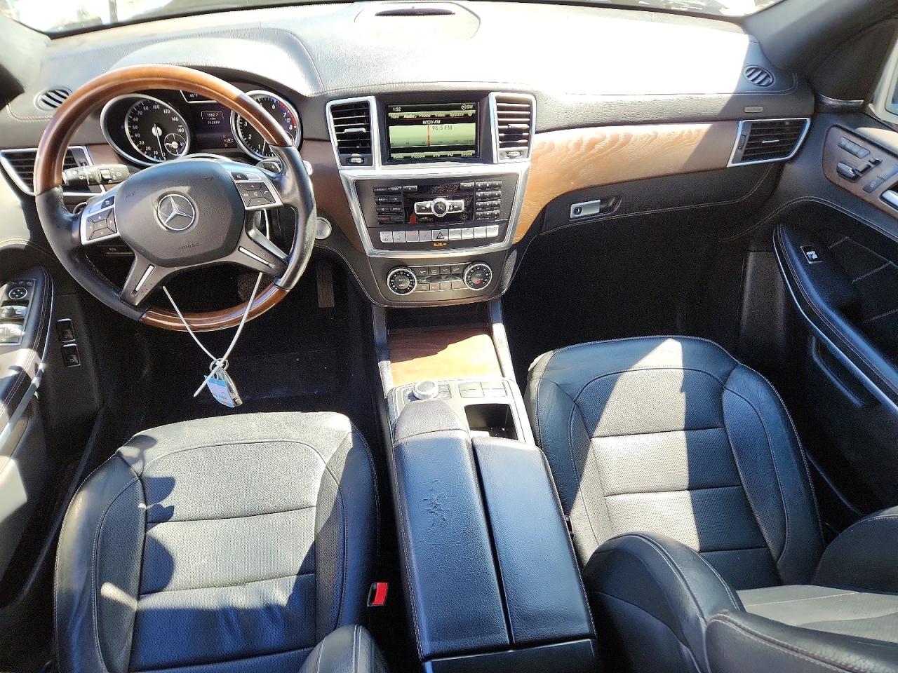 2015 Mercedes-benz Gl 550 4matic White vin: 4JGDF7DE4FA540478