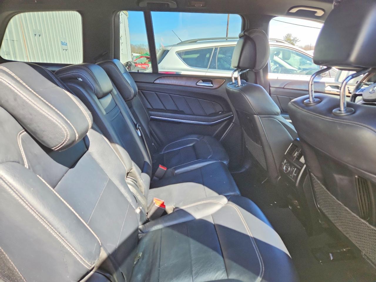 2015 Mercedes-benz Gl 550 4matic White vin: 4JGDF7DE4FA540478