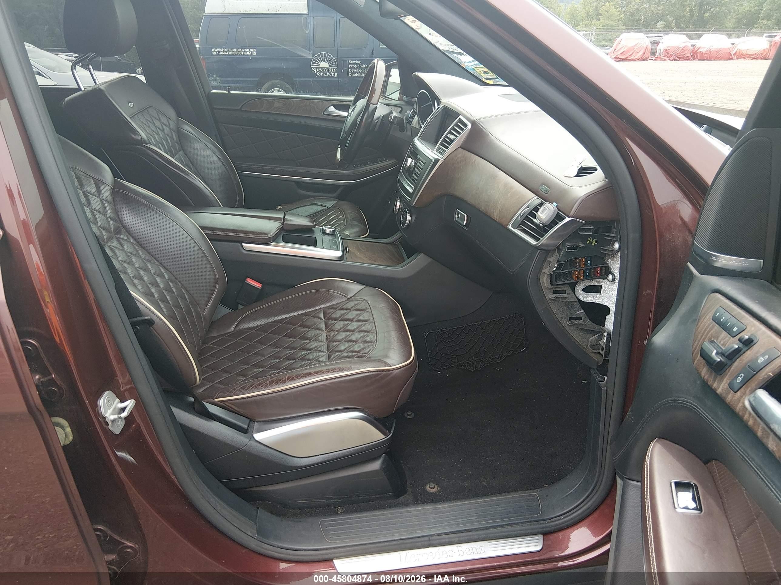 2015 Mercedes-benz Gl 550 4matic Maroon vin: 4JGDF7DE4FA552906