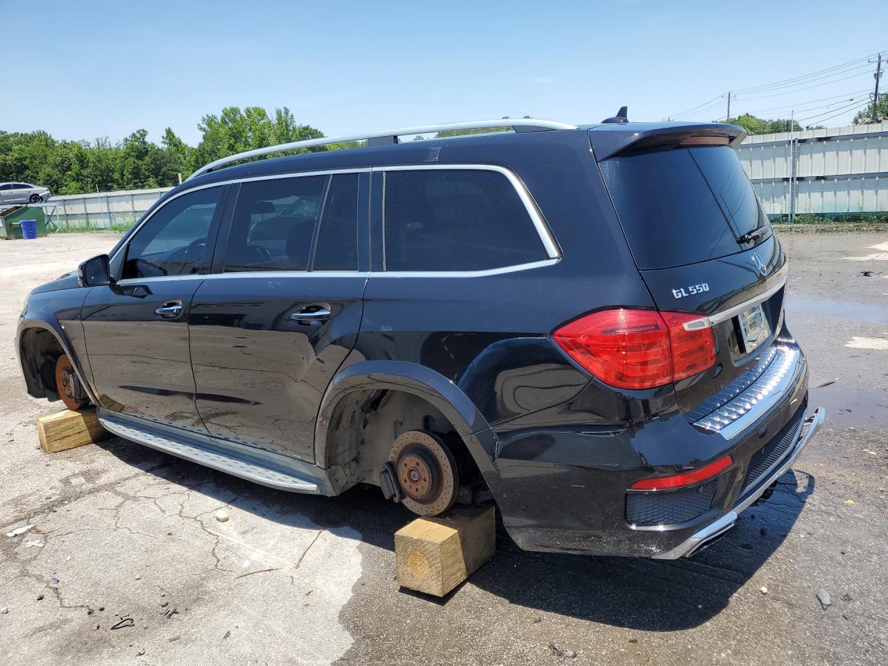 2013 Mercedes-benz Gl 550 4matic Black vin: 4JGDF7DE5DA130365 Damage: Left Drip Rail, Heavy Scratch, 2 To 3 Inches