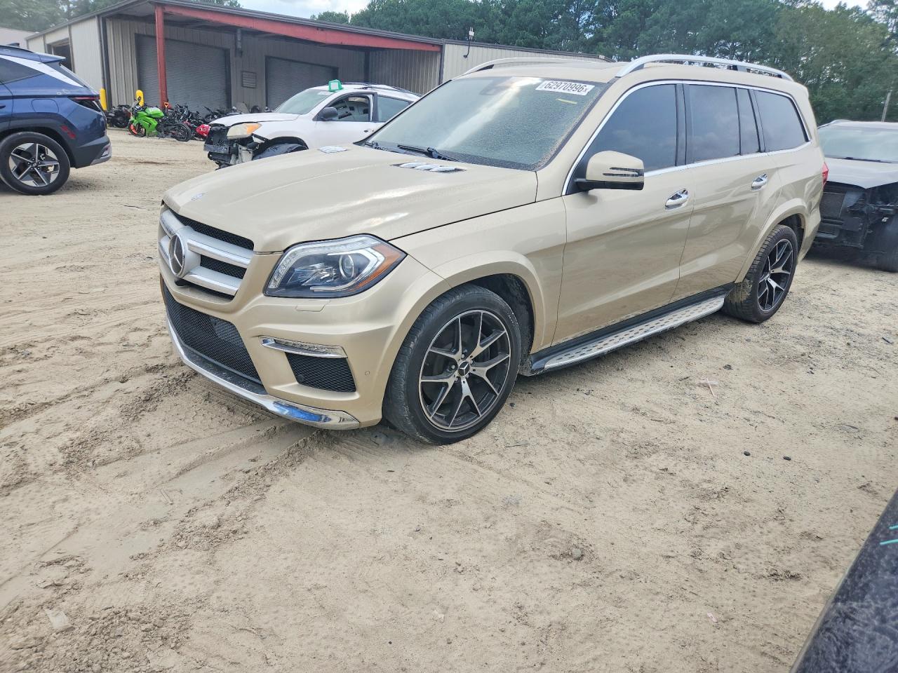 2013 Mercedes-benz Gl 550 4matic Gold vin: 4JGDF7DE5DA244124