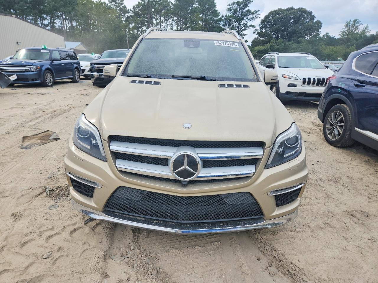 2013 Mercedes-benz Gl 550 4matic Gold vin: 4JGDF7DE5DA244124