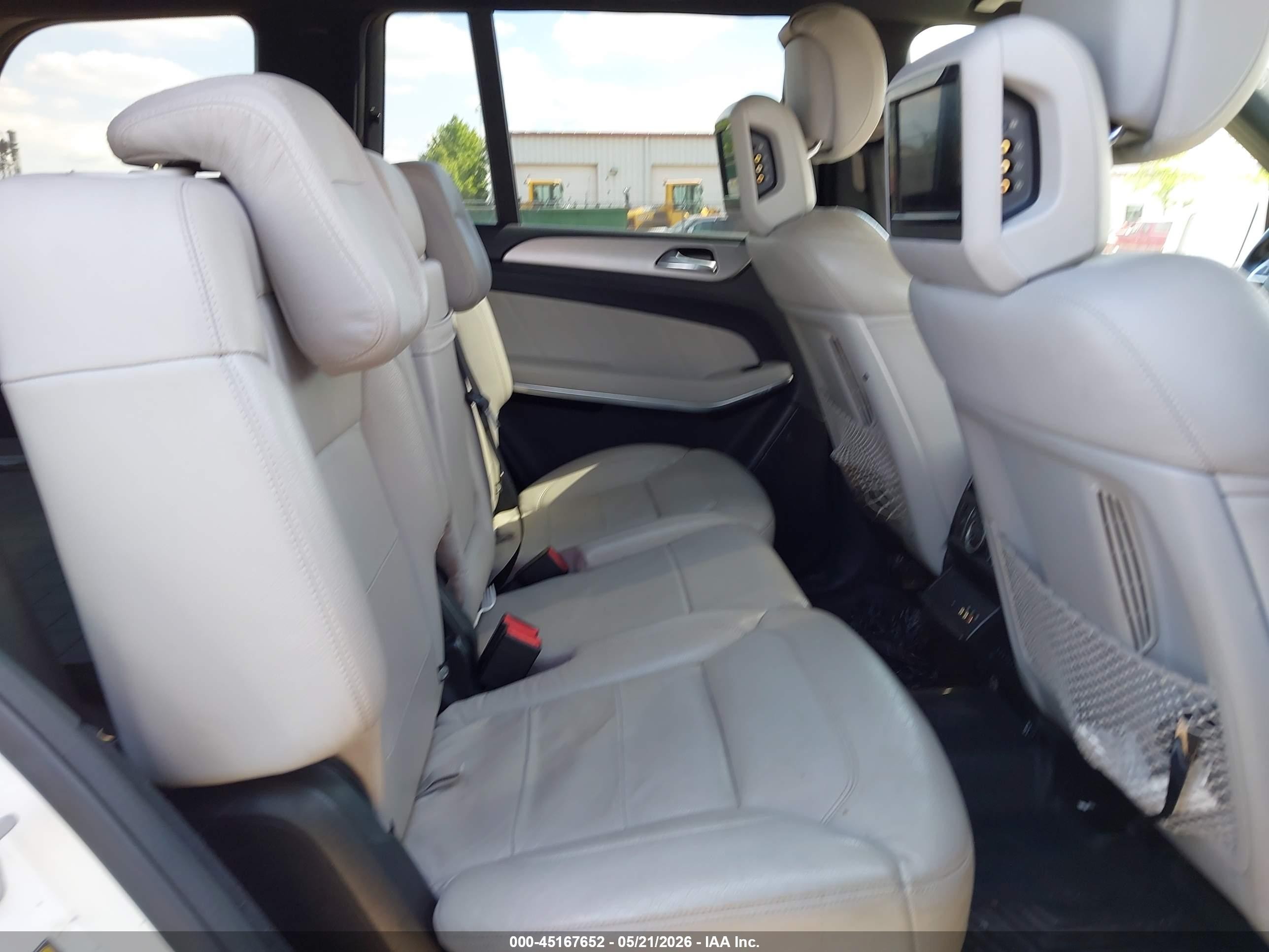 2015 Mercedes-benz Gl 550 4matic White vin: 4JGDF7DE5FA521597