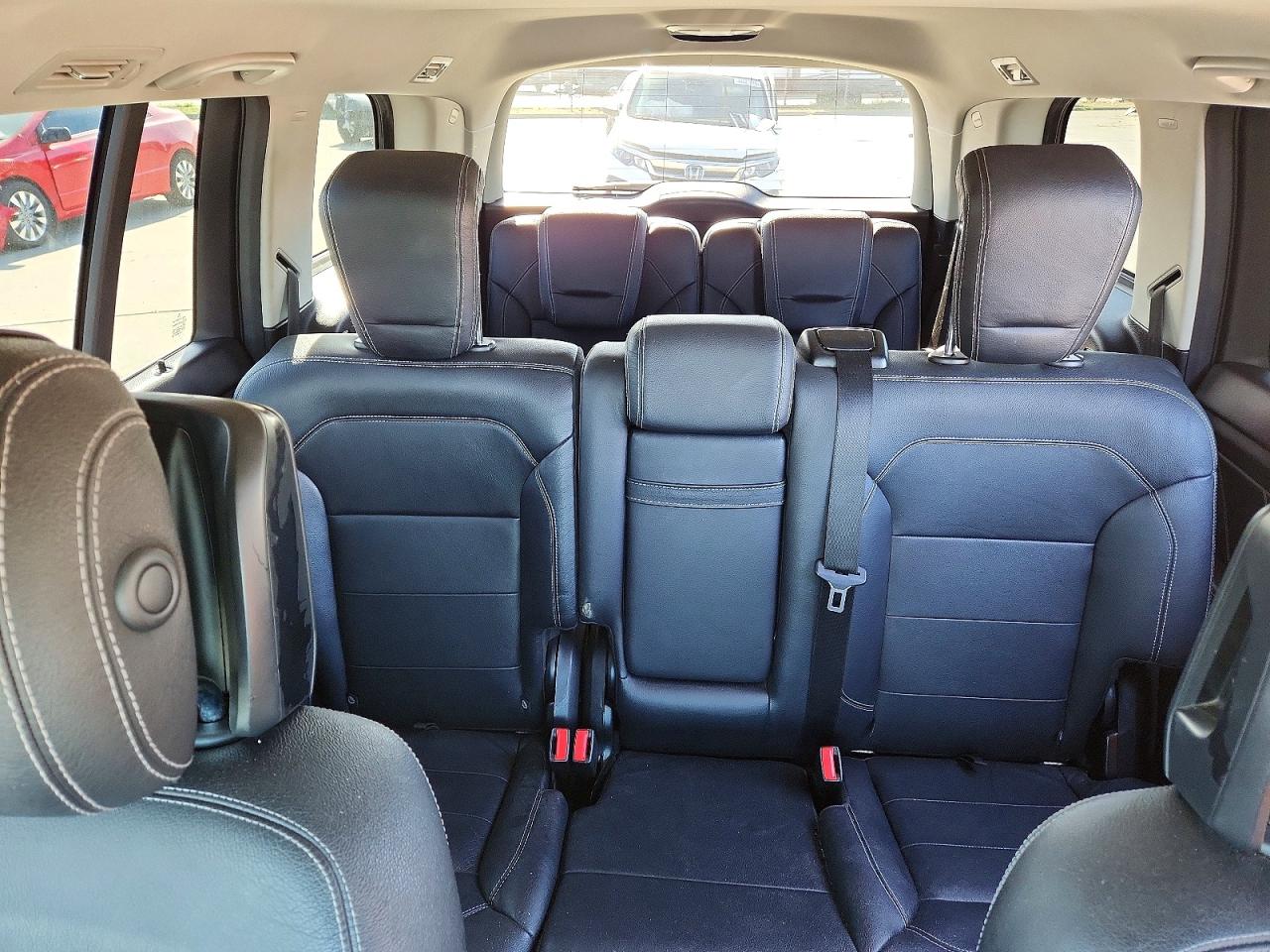 2015 Mercedes-benz Gl 550 4matic Черный vin: 4JGDF7DE5FA579175