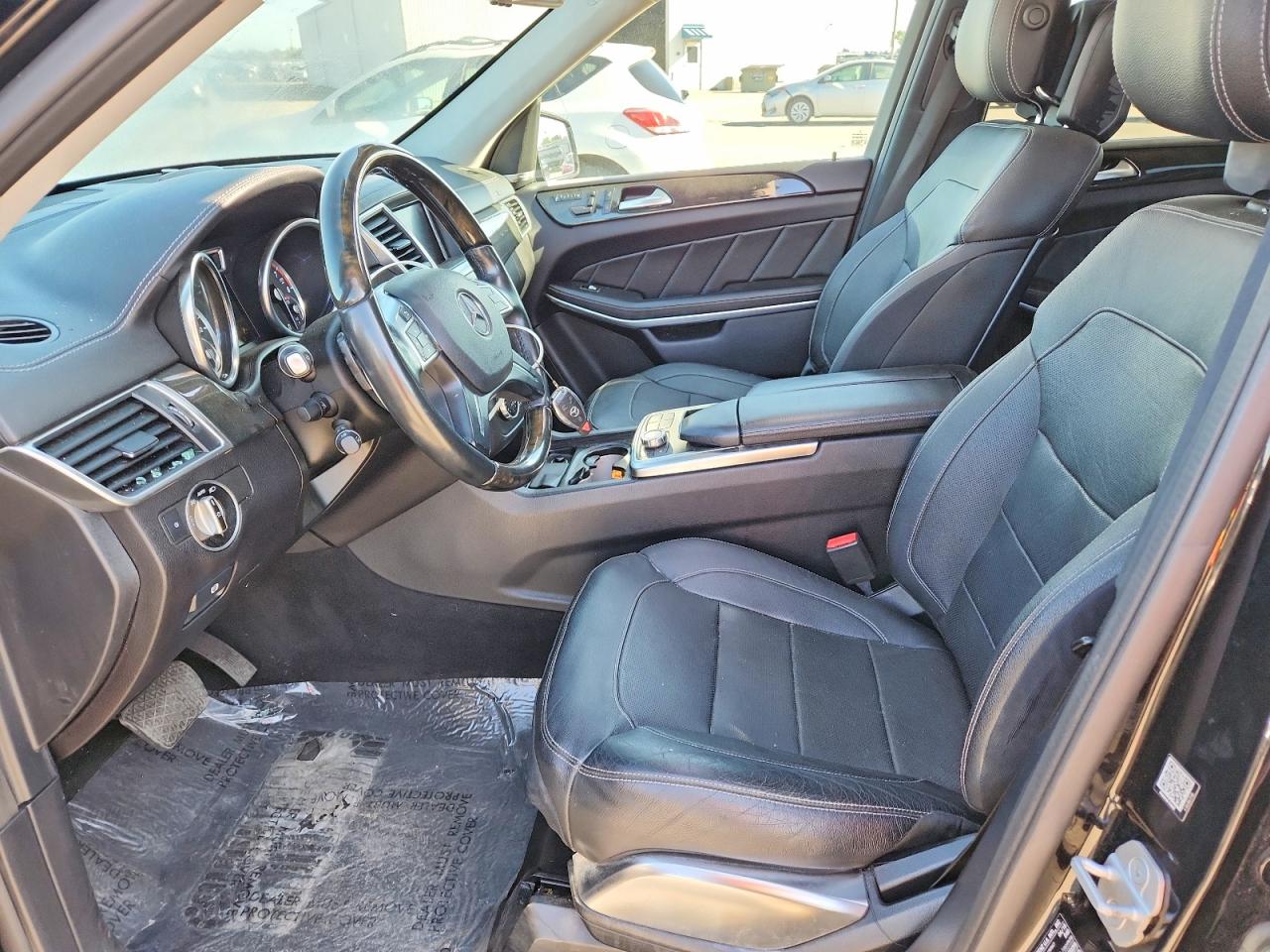 2015 Mercedes-benz Gl 550 4matic Черный vin: 4JGDF7DE5FA579175