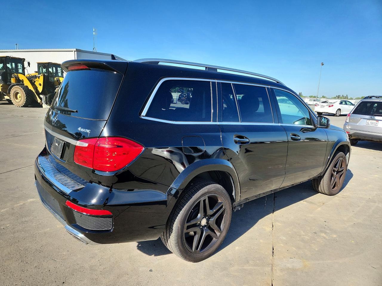 2015 Mercedes-benz Gl 550 4matic Черный vin: 4JGDF7DE5FA579175