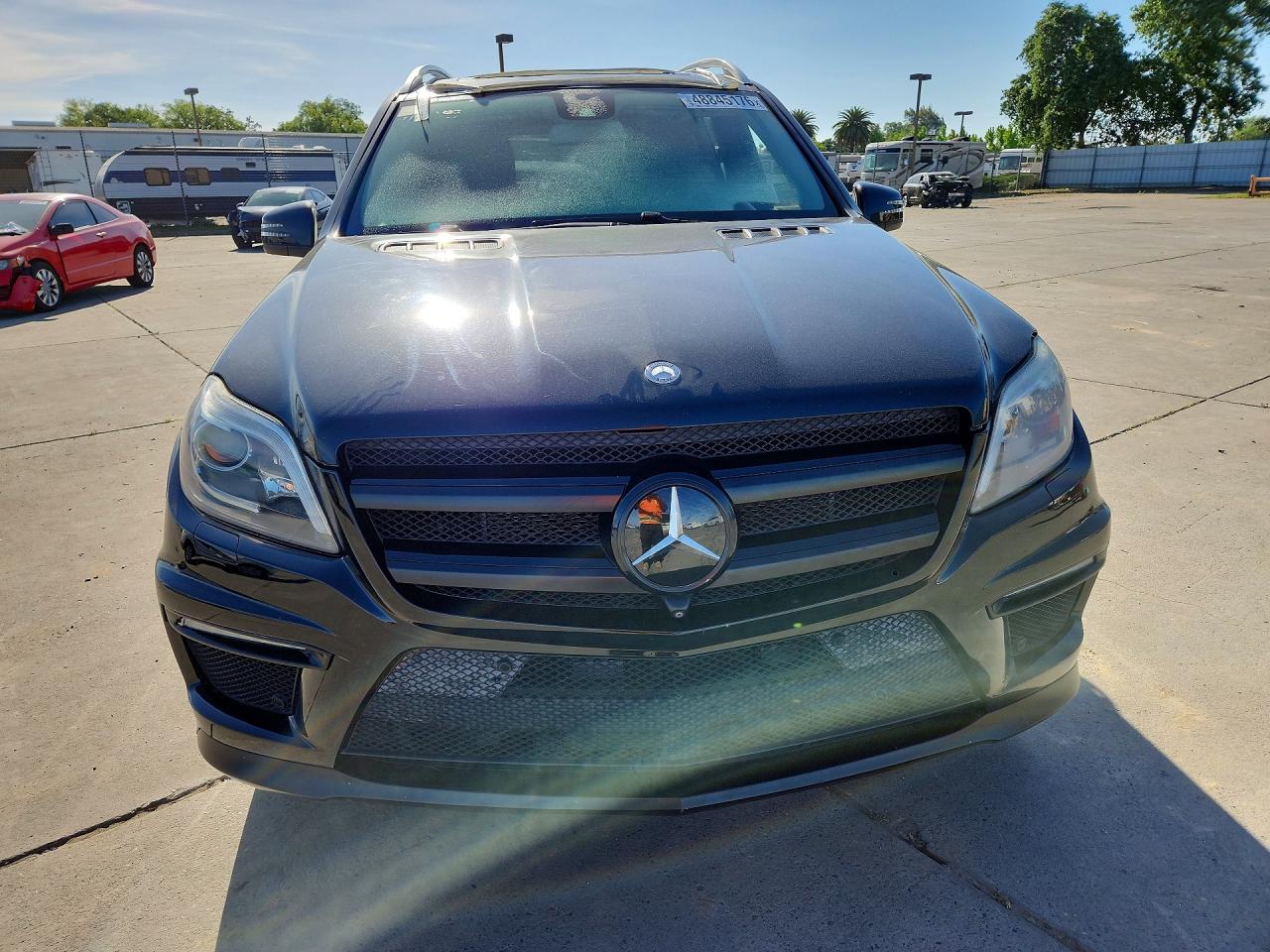 2015 Mercedes-benz Gl 550 4matic Черный vin: 4JGDF7DE5FA579175