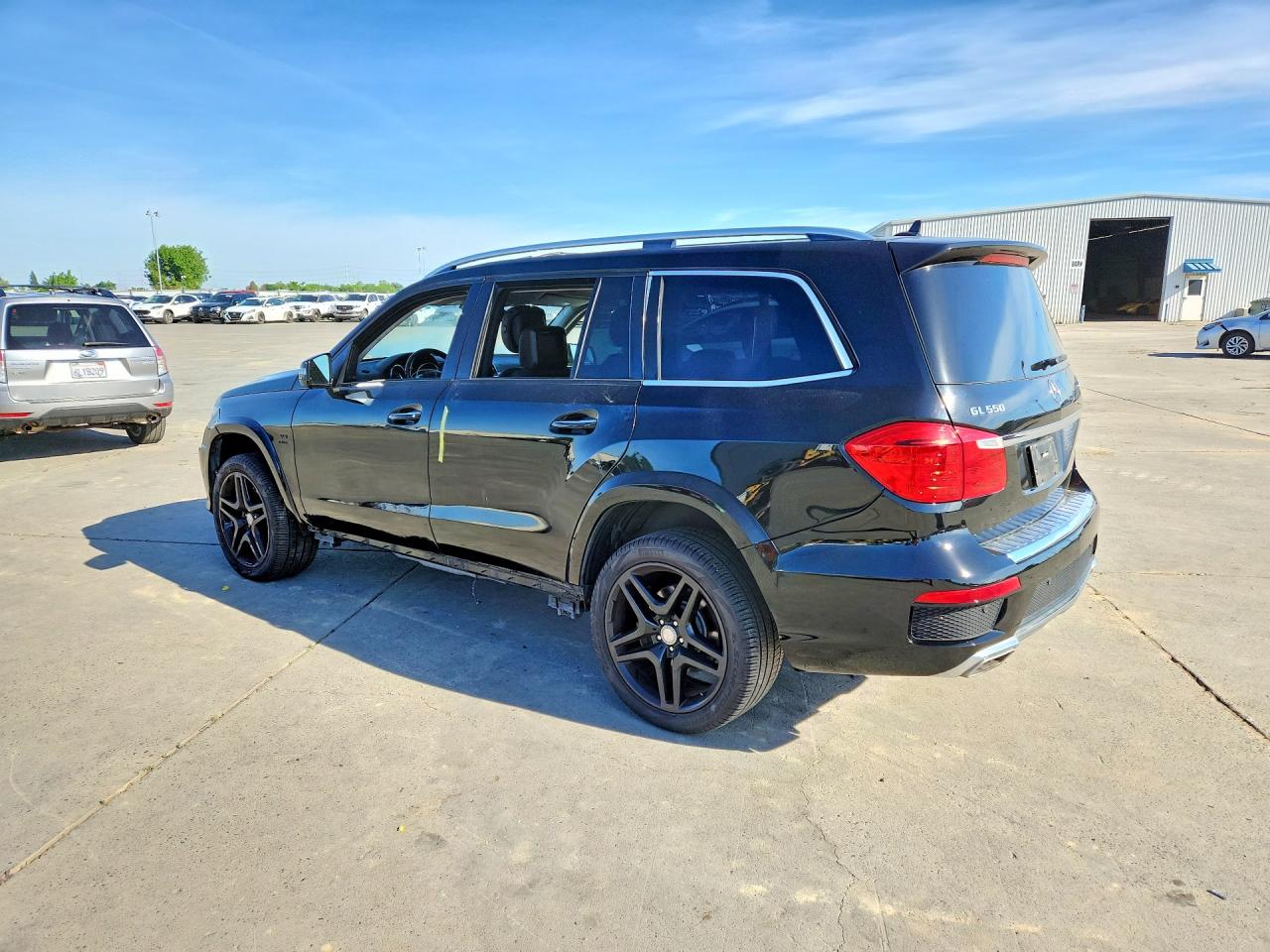 2015 Mercedes-benz Gl 550 4matic Черный vin: 4JGDF7DE5FA579175