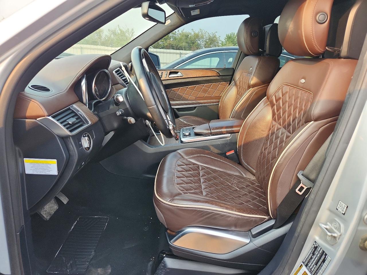 2014 Mercedes-benz Gl 550 4matic Silver vin: 4JGDF7DE6EA301402