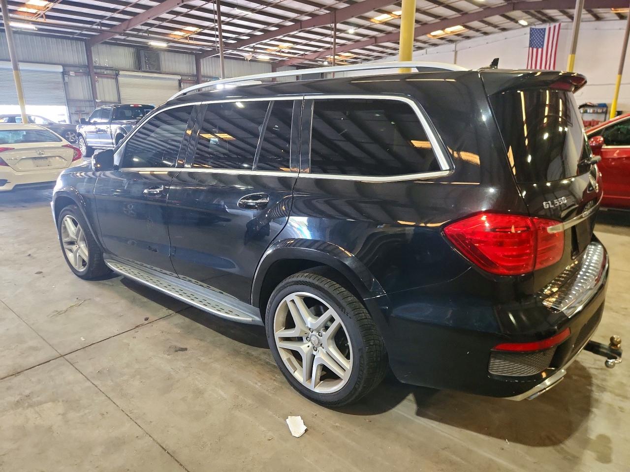 2015 Mercedes-benz Gl 550 4matic Черный vin: 4JGDF7DE6FA606299
