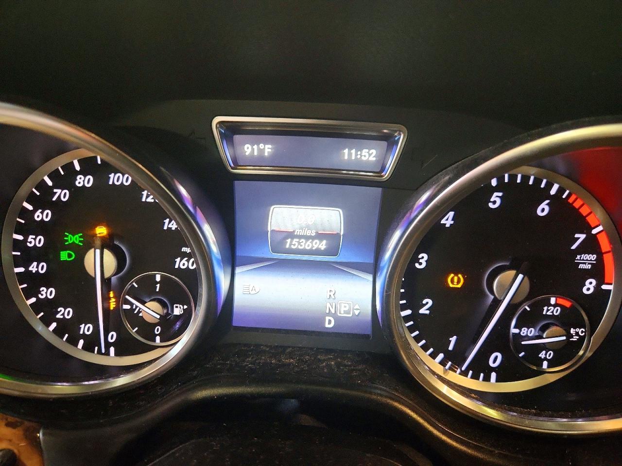 2015 Mercedes-benz Gl 550 4matic Черный vin: 4JGDF7DE6FA606299