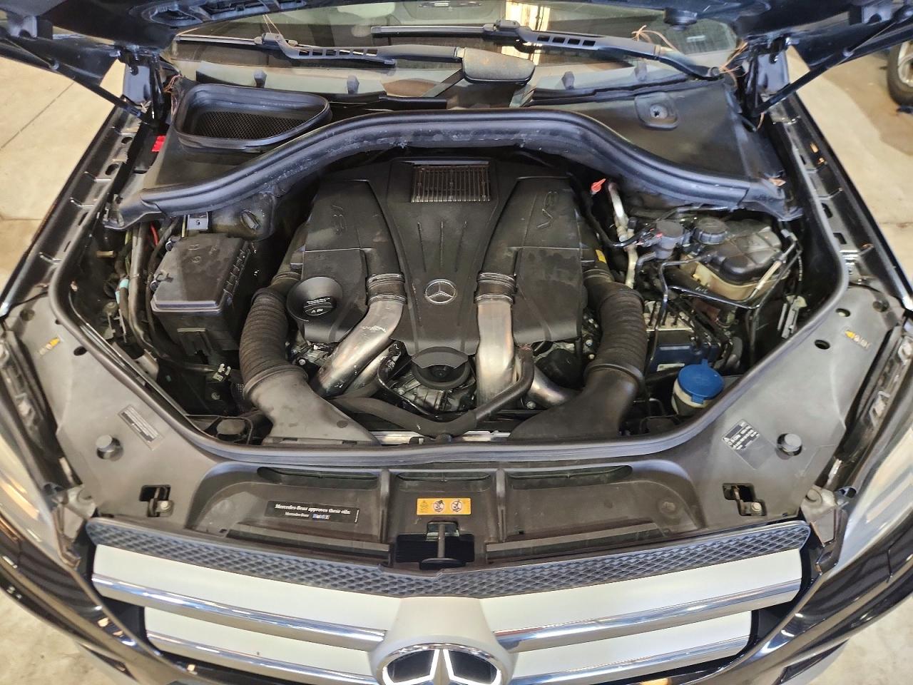 2015 Mercedes-benz Gl 550 4matic Черный vin: 4JGDF7DE6FA606299