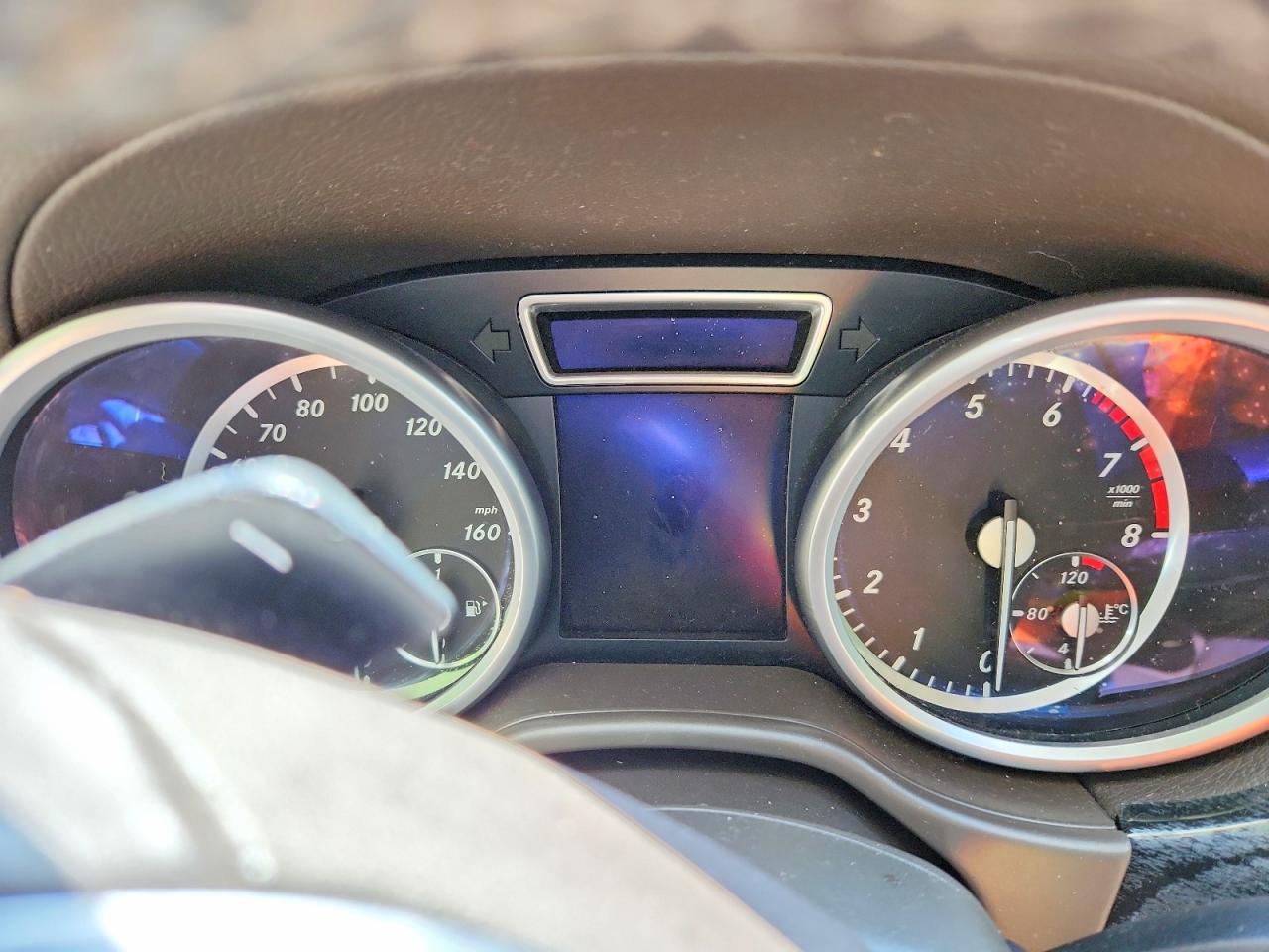 2015 Mercedes-benz Gl 550 4matic Белый vin: 4JGDF7DE7FA546663