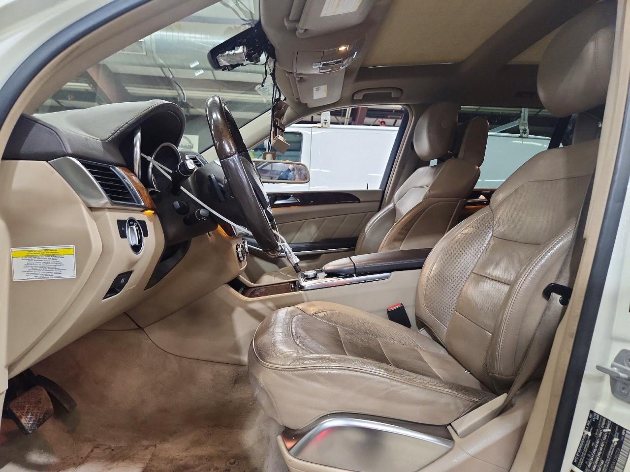 2013 Mercedes-benz Gl 550 4matic White vin: 4JGDF7DE8DA150223