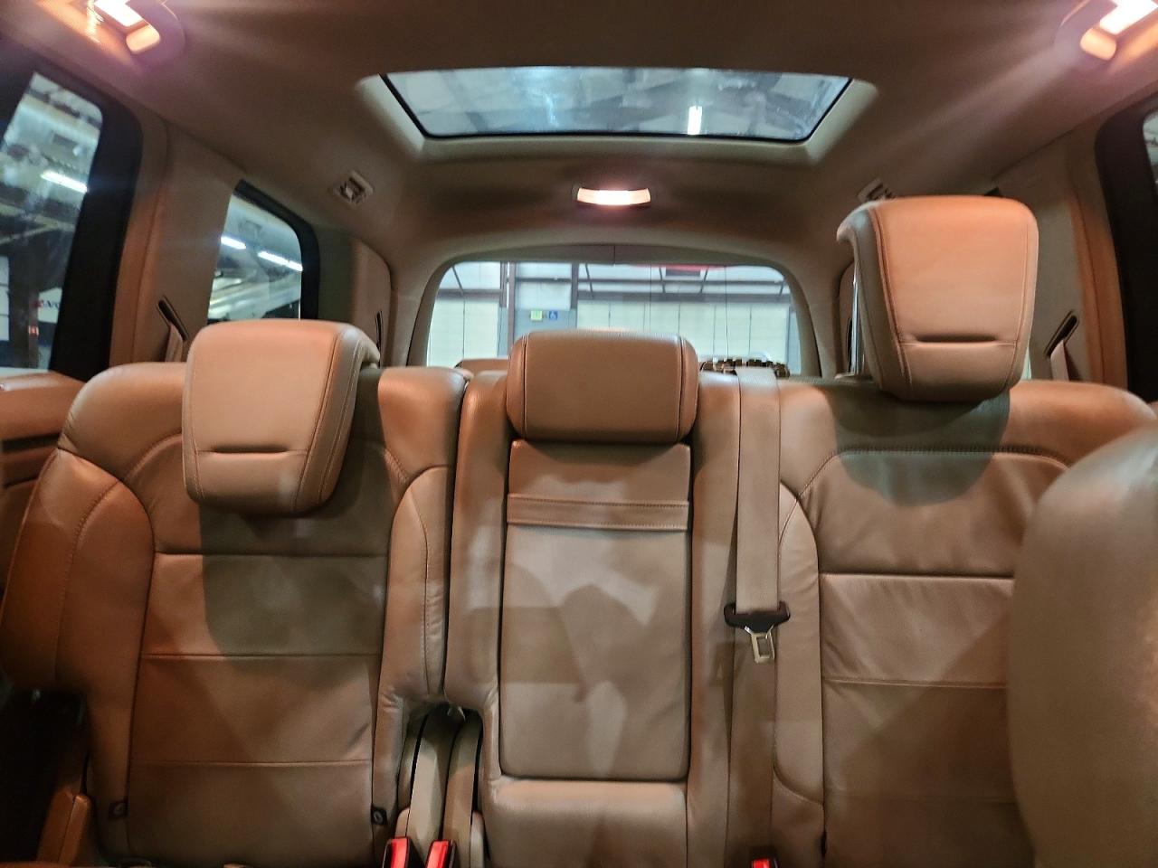 2013 Mercedes-benz Gl 550 4matic White vin: 4JGDF7DE8DA150223