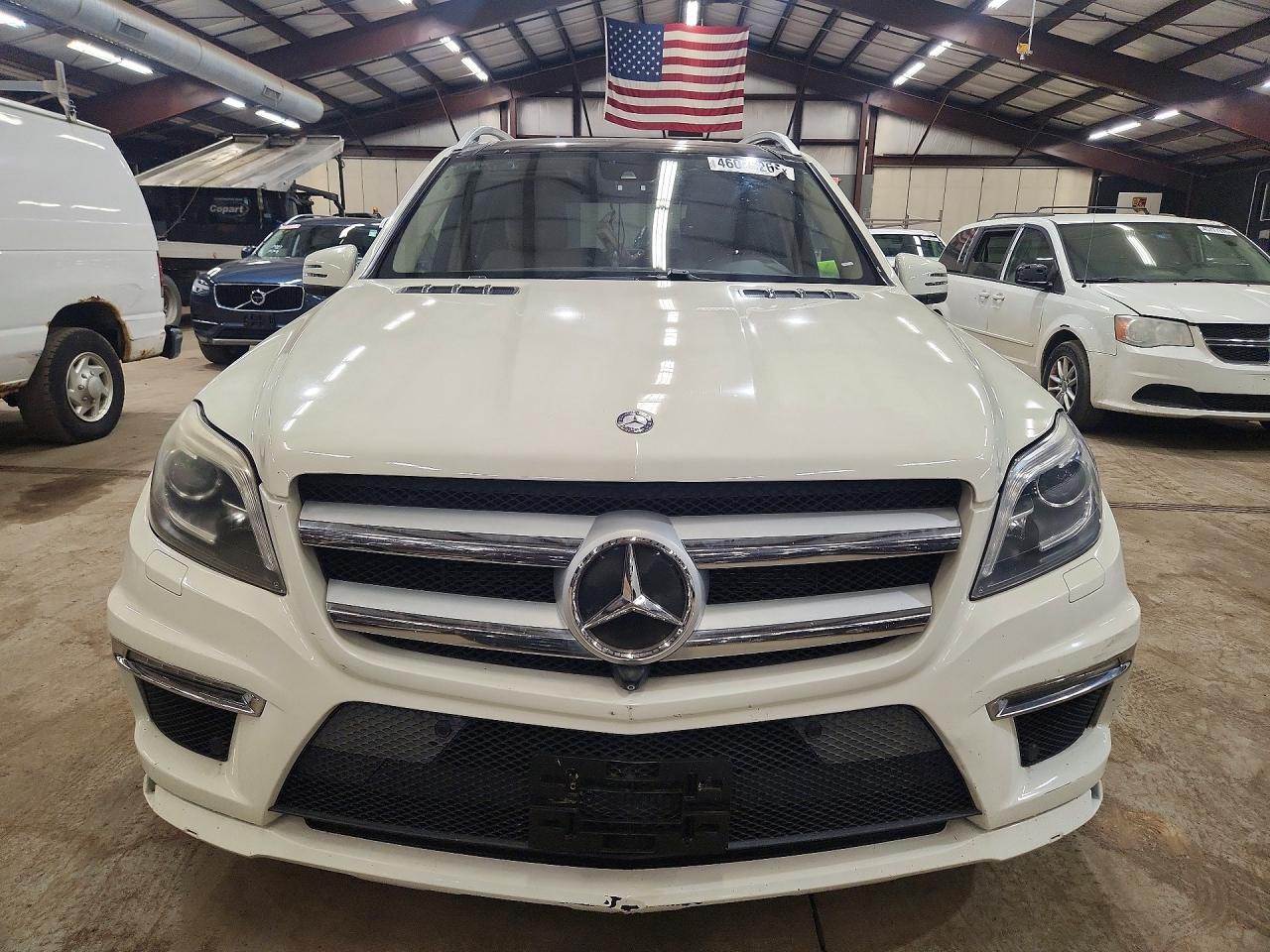 2013 Mercedes-benz Gl 550 4matic White vin: 4JGDF7DE8DA150223