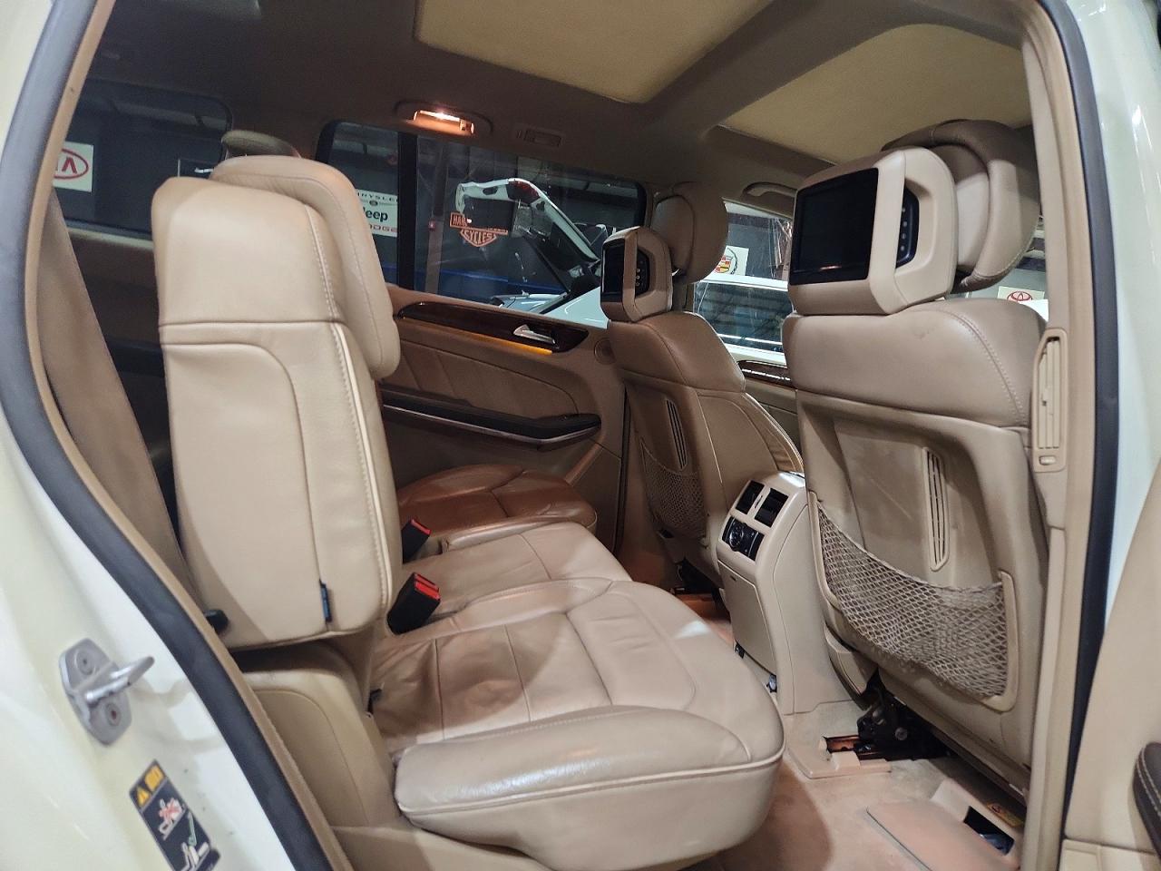 2013 Mercedes-benz Gl 550 4matic White vin: 4JGDF7DE8DA150223