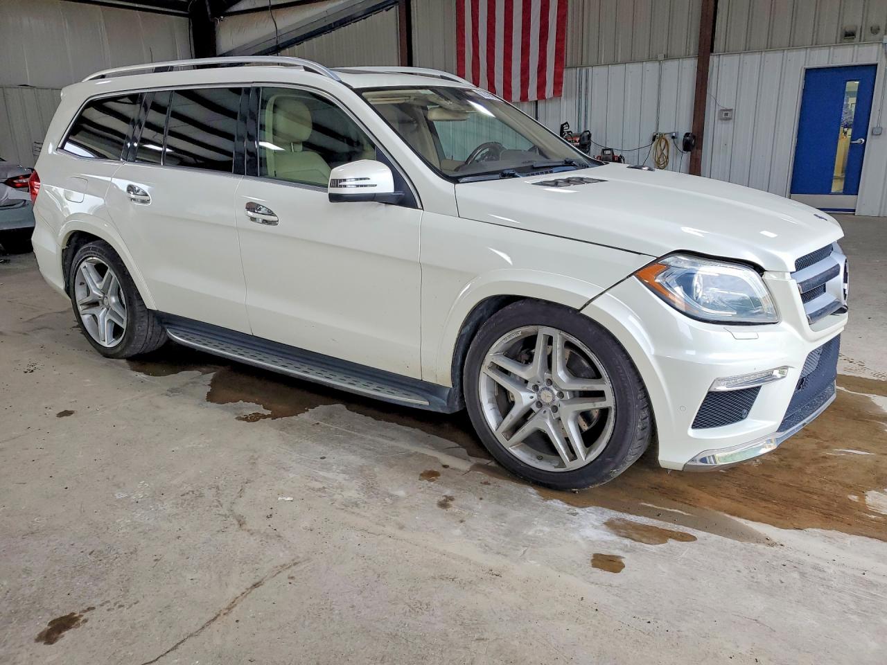 2013 Mercedes-benz Gl 550 4matic White vin: 4JGDF7DE8DA163778
