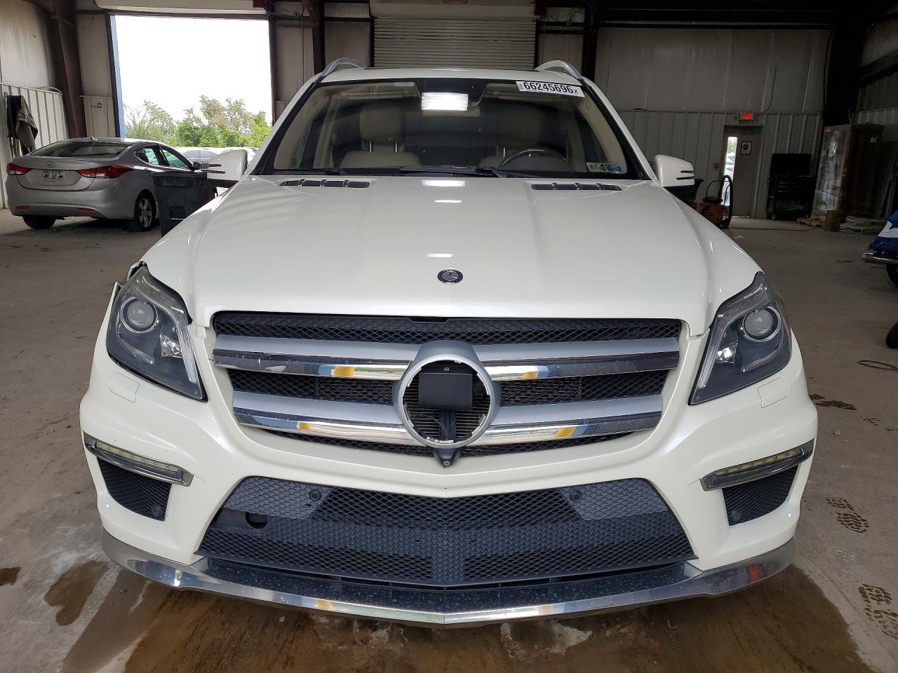 2013 Mercedes-benz Gl 550 4matic White vin: 4JGDF7DE8DA163778