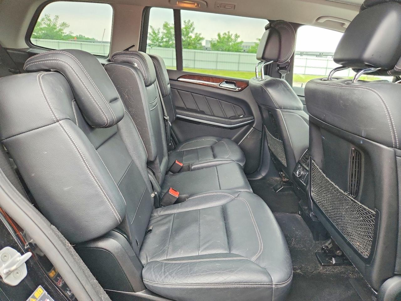 2015 Mercedes-benz Gl 550 4matic Черный vin: 4JGDF7DE8FA476526