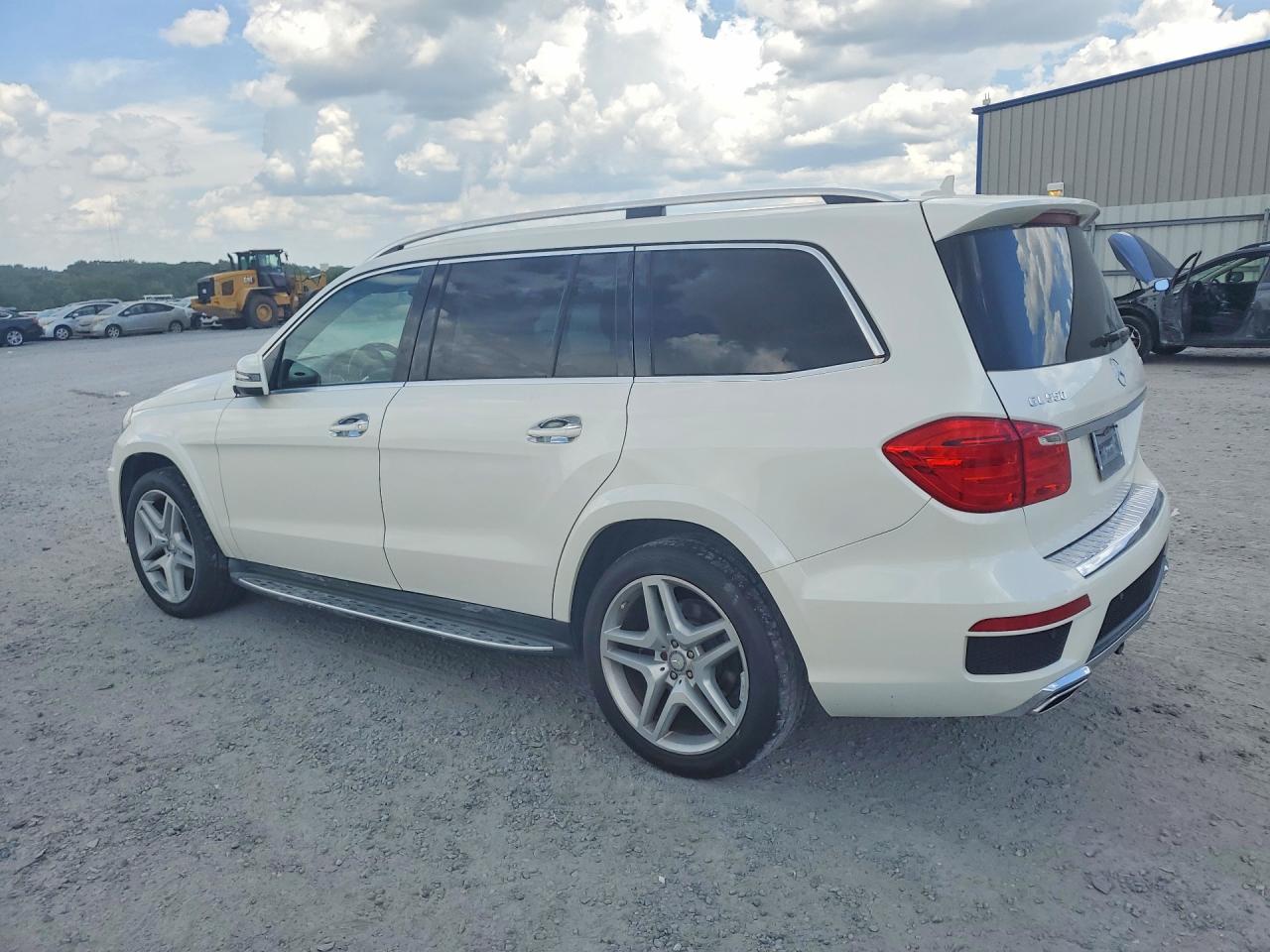 2015 Mercedes-benz Gl 550 4matic White vin: 4JGDF7DE8FA546199