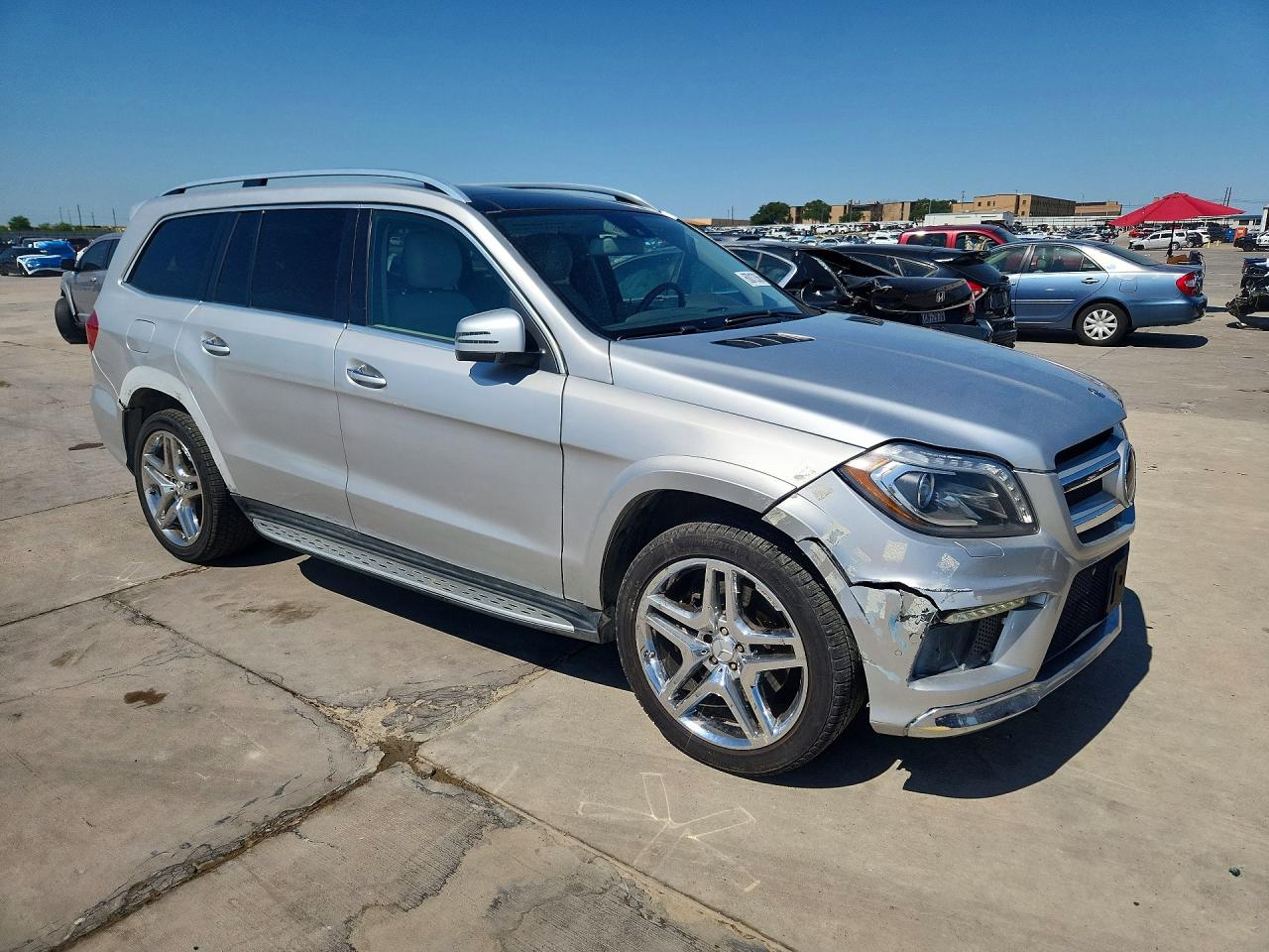 2013 Mercedes-benz Gl 550 4matic Silver vin: 4JGDF7DE9DA117831