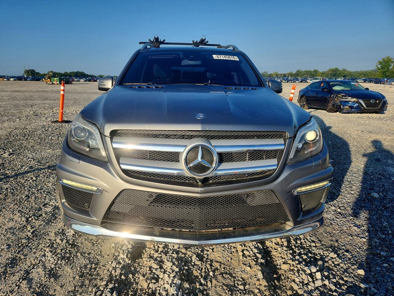 2015 Mercedes-benz Gl 550 4matic Серебряный vin: 4JGDF7DE9FA481007