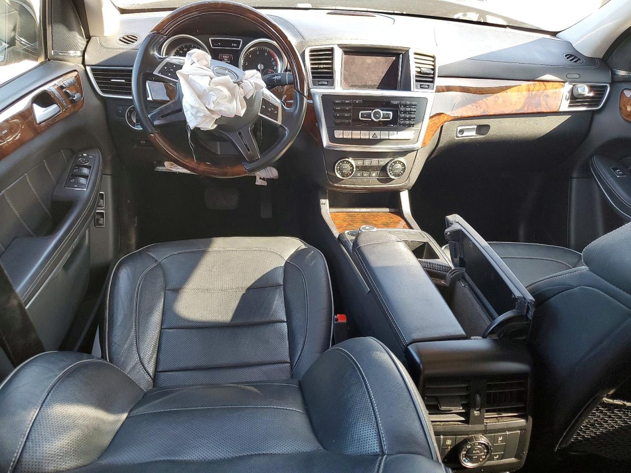 2014 Mercedes-benz Gl 550 4matic Черный vin: 4JGDF7DEXEA291568