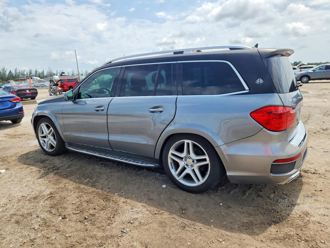 2014 Mercedes-benz Gl 550 4matic Silver vin: 4JGDF7DEXEA311379