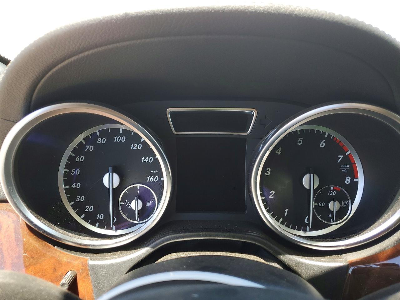 2014 Mercedes-benz Gl 550 4matic Белый vin: 4JGDF7DEXEA316310