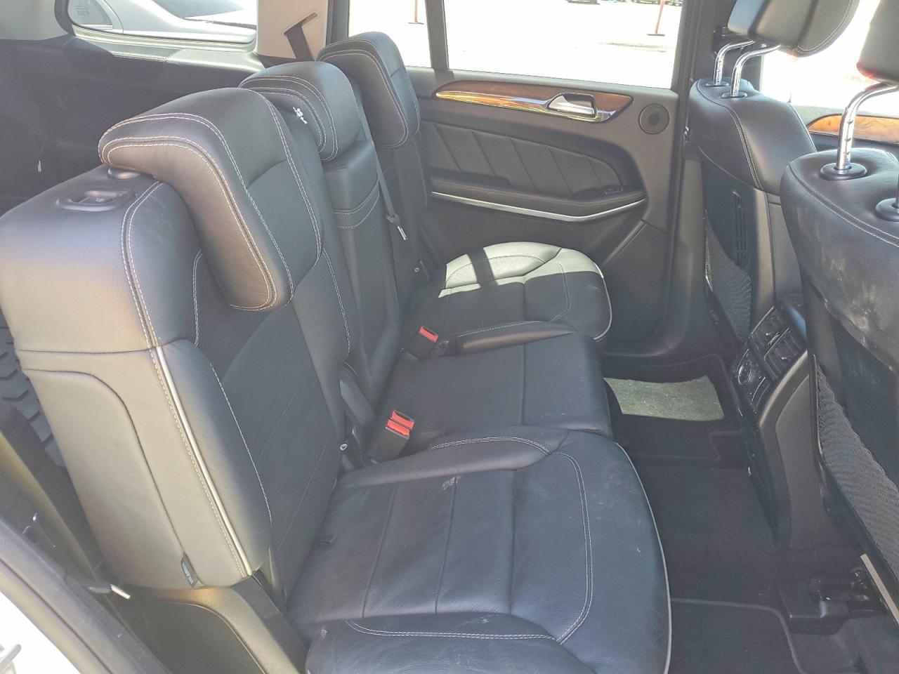 2014 Mercedes-benz Gl 550 4matic Белый vin: 4JGDF7DEXEA316310