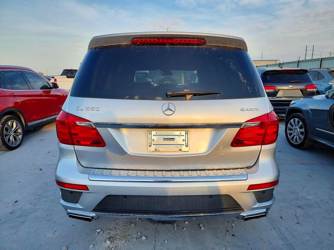 2014 Mercedes-benz Gl 550 4matic Silver vin: 4JGDF7DEXEA380797