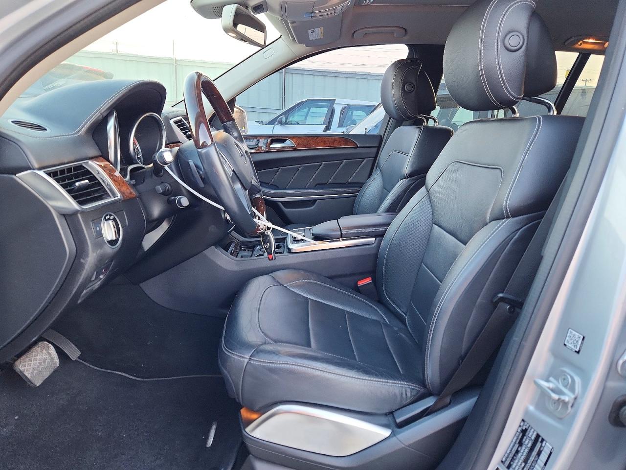 2014 Mercedes-benz Gl 550 4matic Silver vin: 4JGDF7DEXEA380797