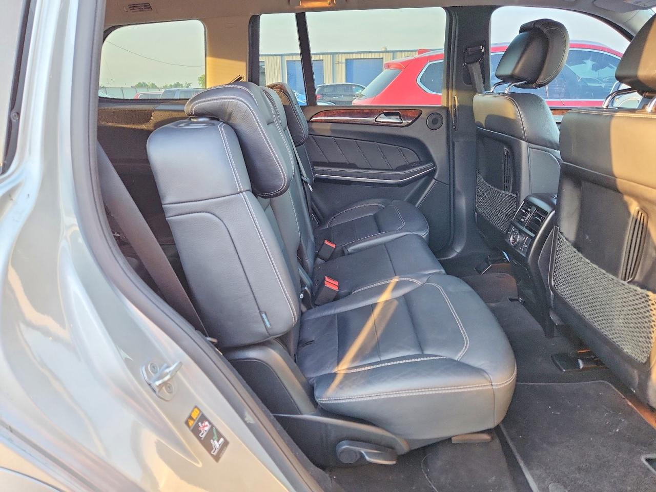 2014 Mercedes-benz Gl 550 4matic Silver vin: 4JGDF7DEXEA380797