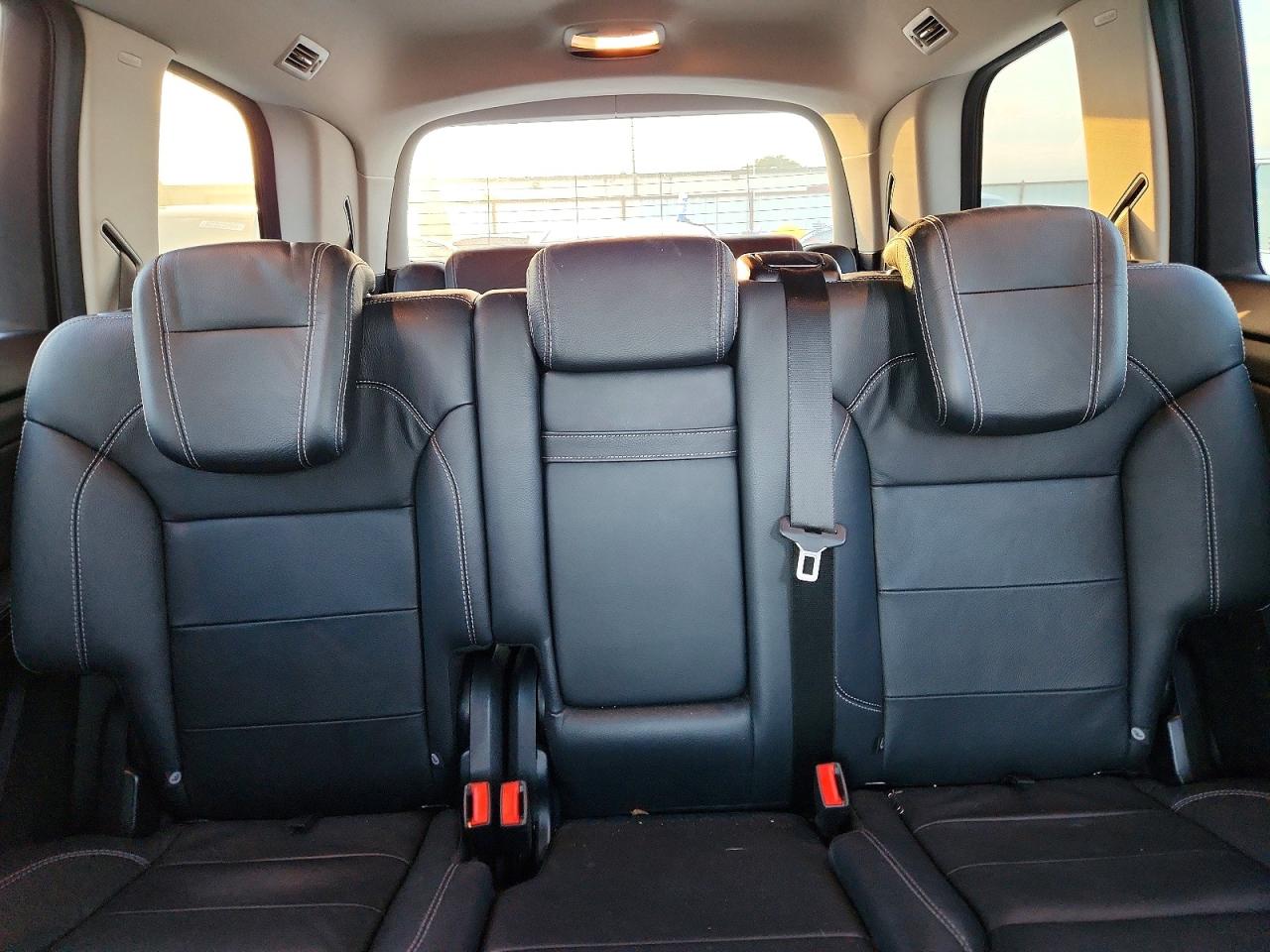 2014 Mercedes-benz Gl 550 4matic Silver vin: 4JGDF7DEXEA380797