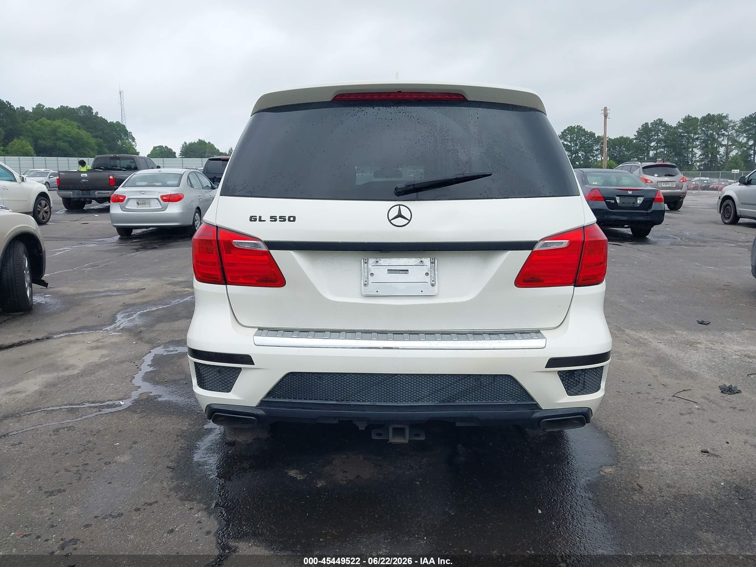 2015 Mercedes-benz Gl 550 4matic White vin: 4JGDF7DEXFA490041