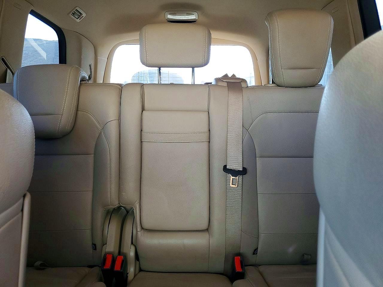 2015 Mercedes-benz Gl 550 4matic Белый vin: 4JGDF7DEXFA544969