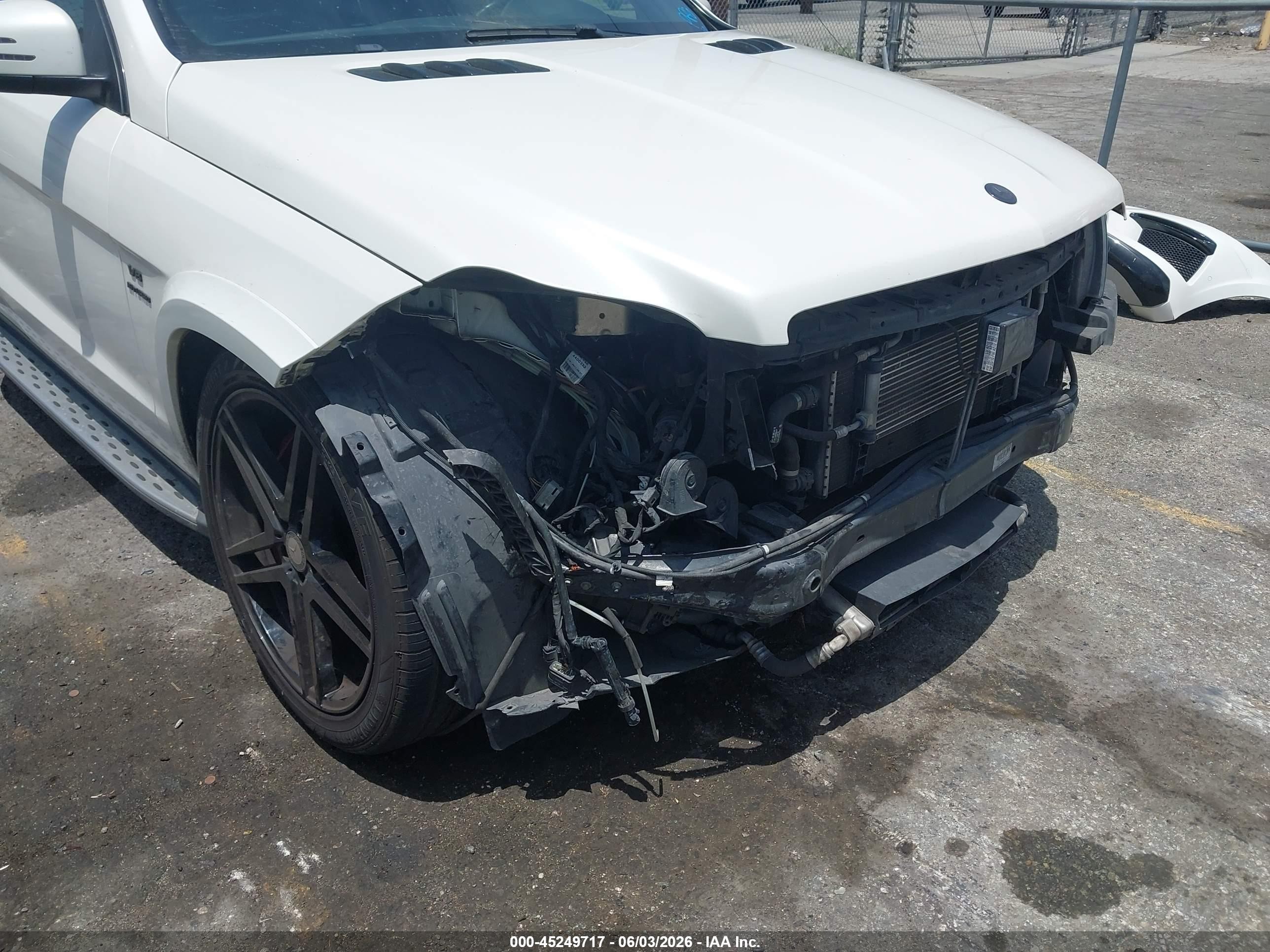 2014 Mercedes-benz Gl 63 Amg 4matic White vin: 4JGDF7EE1EA412079