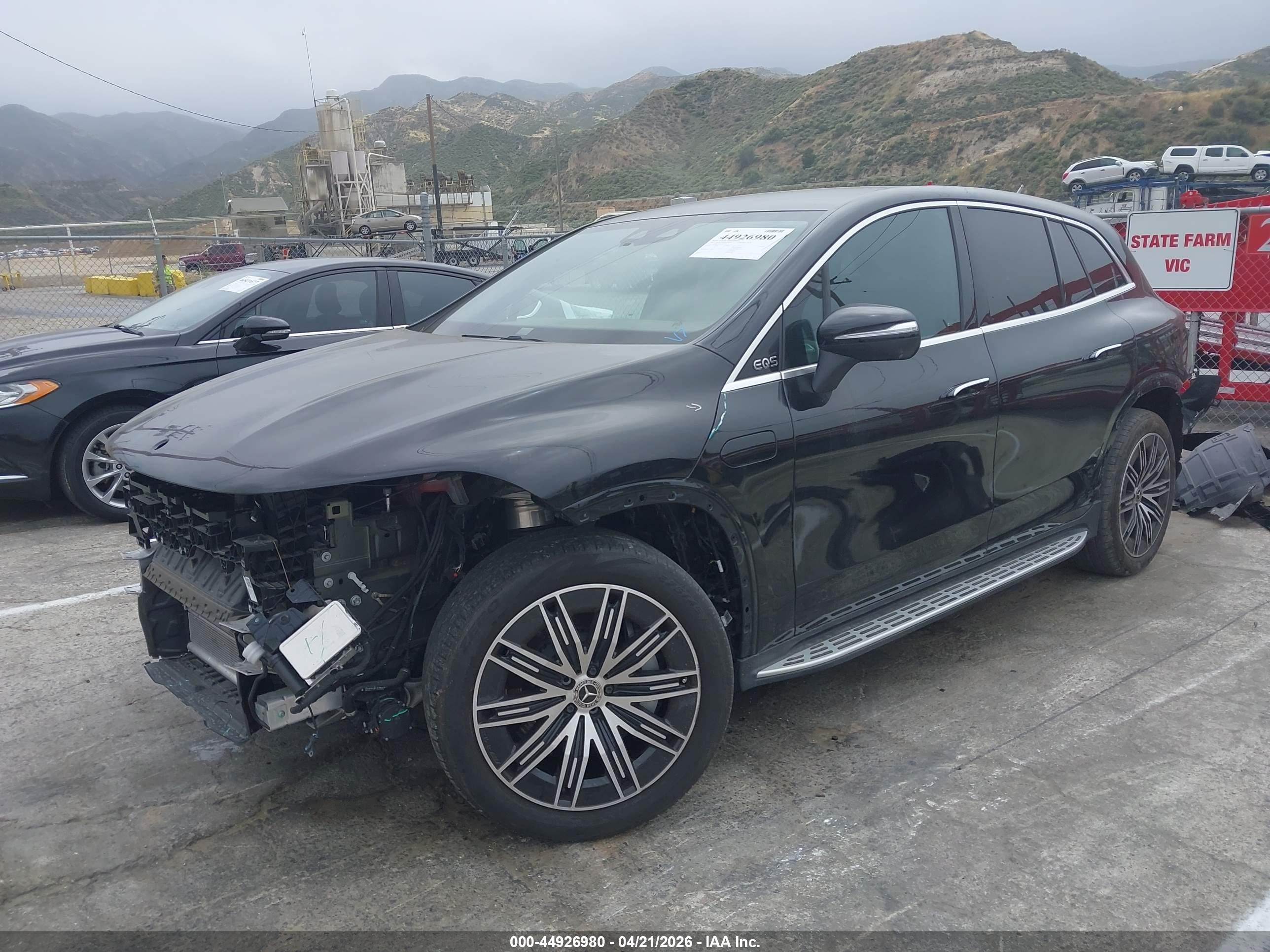 2023 Mercedes-benz Eqs 450+ Suv   Черный vin: 4JGDM2DB6PA027197
