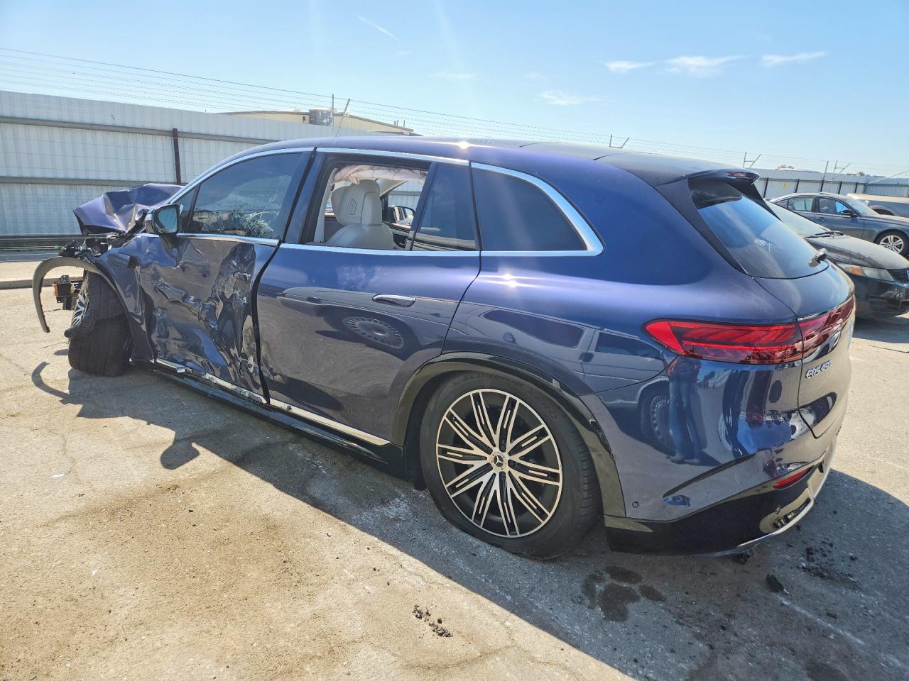 2023 Mercedes-benz Eqs Suv 450 4matic Blue vin: 4JGDM2EB3PA024840