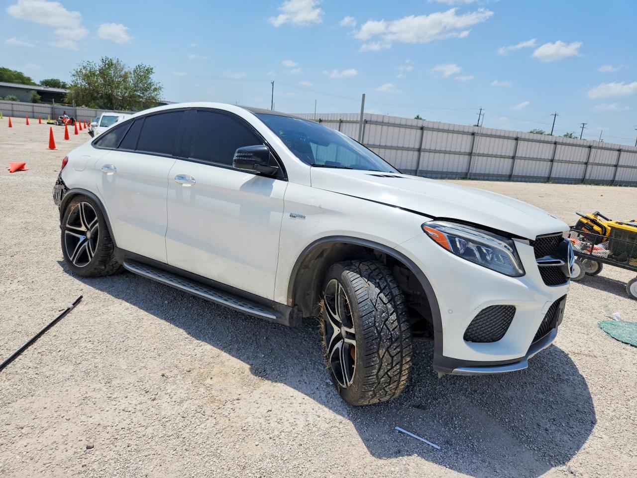 2016 Mercedes-benz Gle Coupe 450 4matic White vin: 4JGED6EB5GA014211