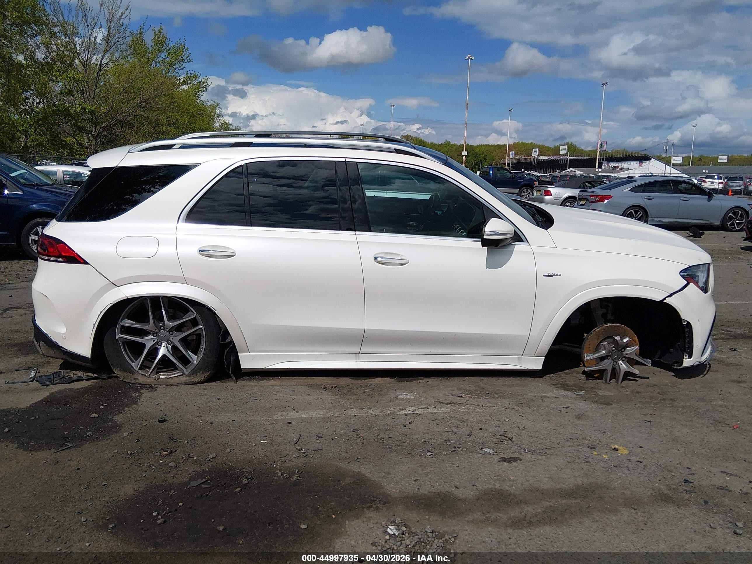 2021 Mercedes-benz Amg Gle 53 4matic White vin: 4JGFB6BB8MA266173