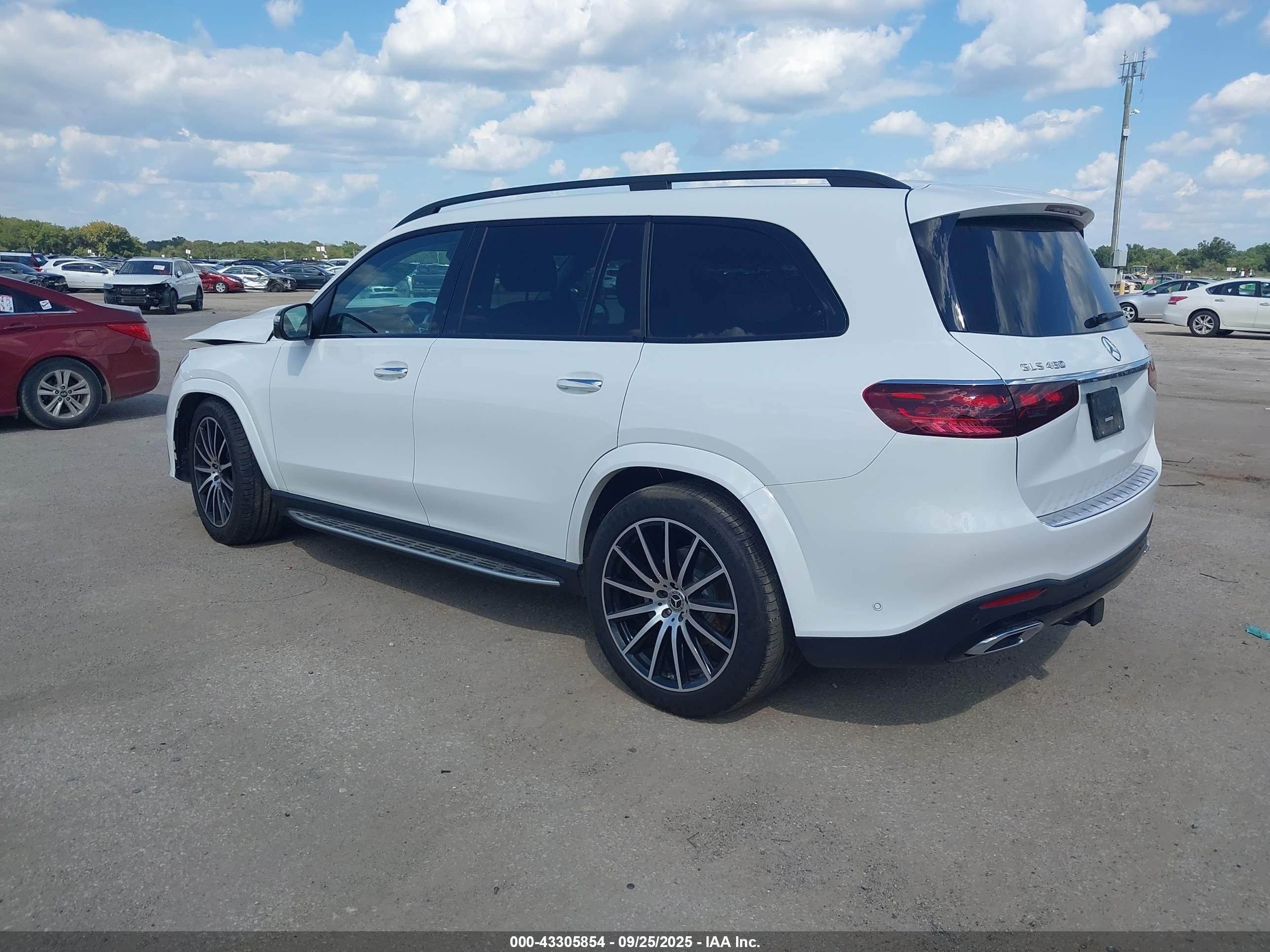 2024 Mercedes-benz Gls 450 4matic Белый vin: 4JGFF5KE1RB223238