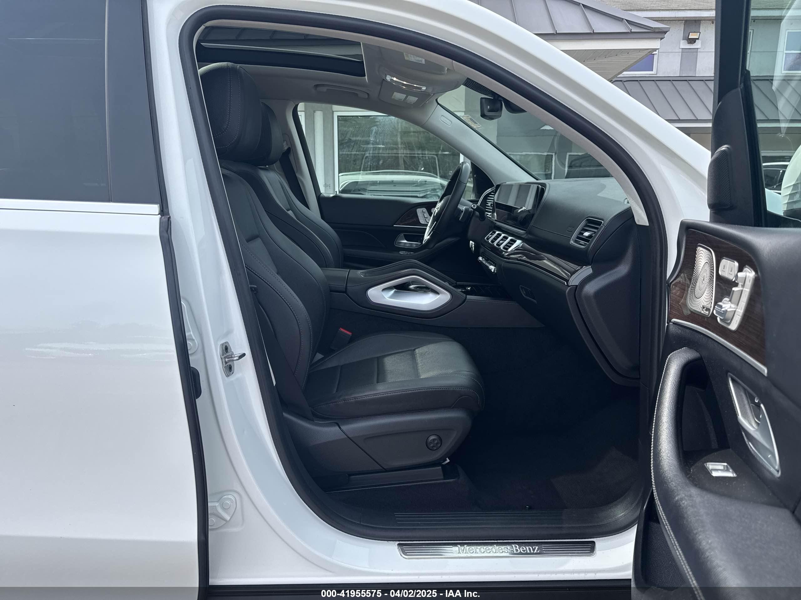2024 Mercedes-benz Gls 450 4matic White vin: 4JGFF5KE4RB041758