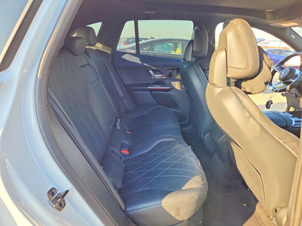 2025 Mercedes-benz Eqe Suv 350 4matic White vin: 4JGGM1CB1SA068225